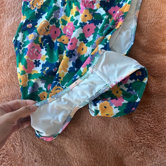 Floral one piece - Picture 4 of 4